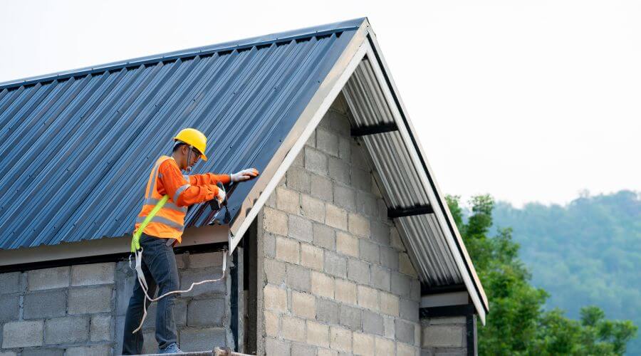 Professional residential roofers in Avon Lake, OH